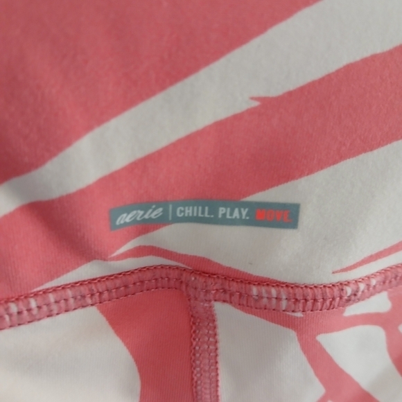 Aerie Chill Play Move Pink Tropical Palm Print Athletic Leggings Womens Medium - Picture 10 of 12